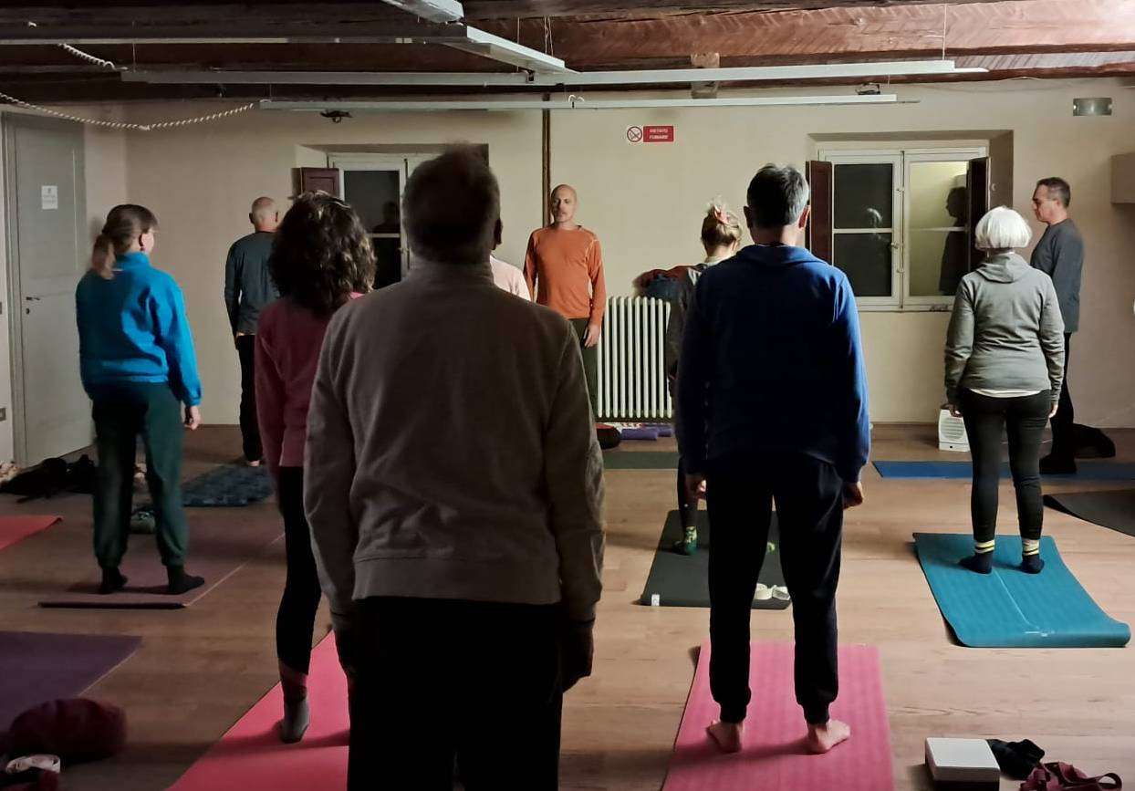 corso yoga La Brilla di Massarosa (Lucca) corso yoga La Brilla di Massarosa (Lucca)